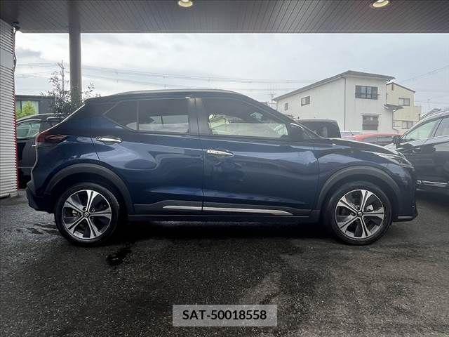 Nissan KICKS 2021-09 331008-11