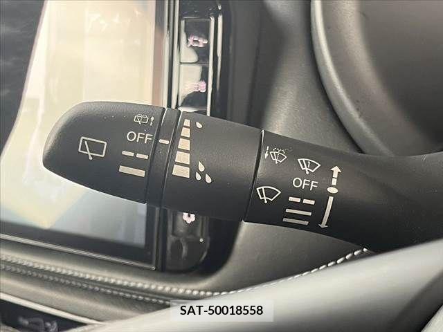 Nissan KICKS 2021-09 331008-25