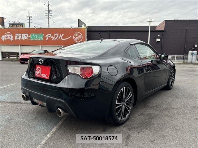 Toyota 86 2012-05 321136-15