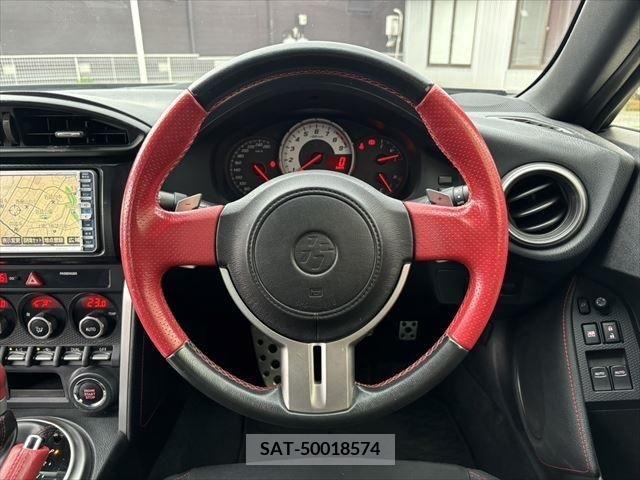 Toyota 86 2012-05 321136-9