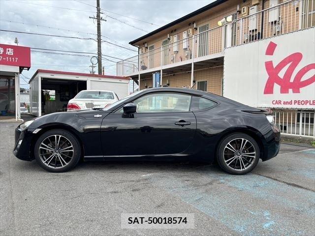 Toyota 86 2012-05 321136-18