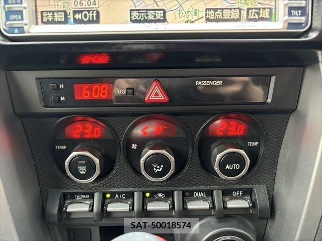 Toyota 86 2012-05 321136-4