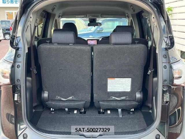Toyota SIENTA 2016-07 394063-11