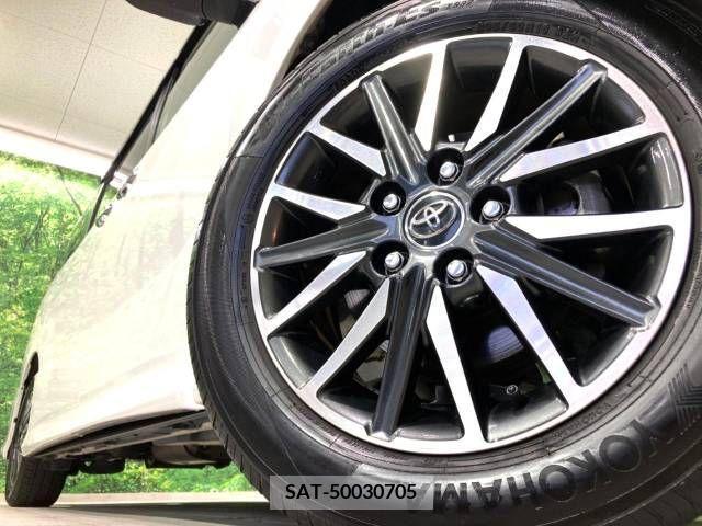 Toyota VOXY 2015-02 380682-12