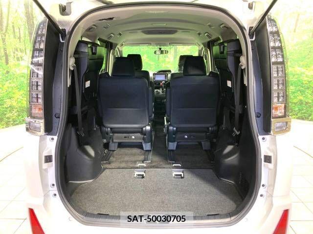 Toyota VOXY 2015-02 380682-10