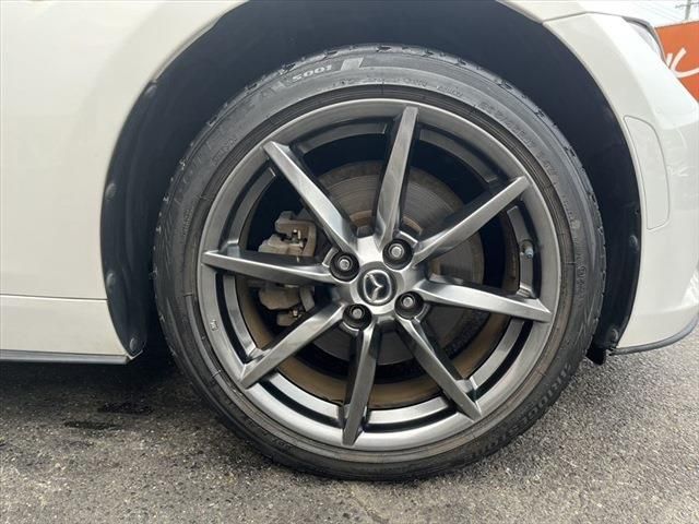 Mazda ROADSTER 2017-01 18295-12