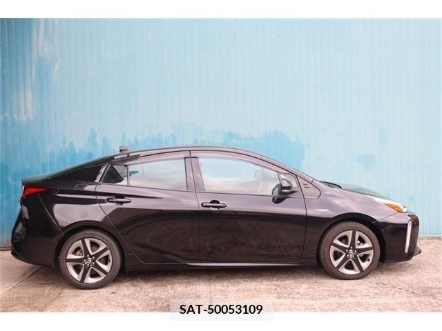 Toyota PRIUS 2019-12 255276-3