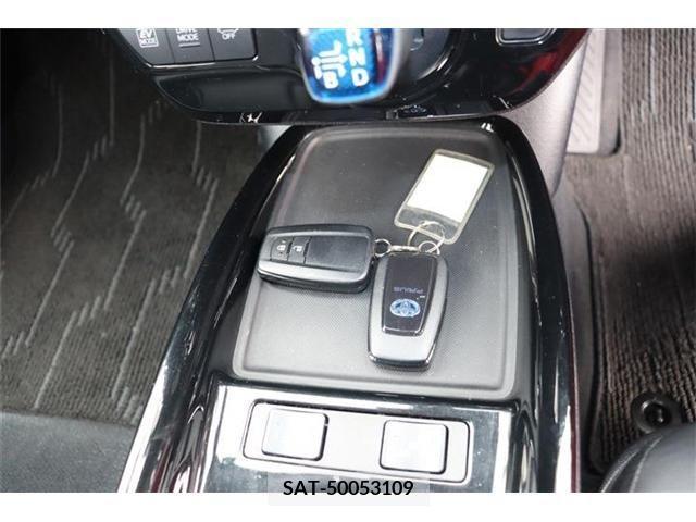 Toyota PRIUS 2019-12 255276-16