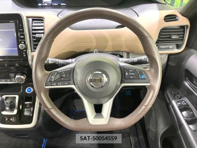 Nissan SERENA 2019-05 325035-11