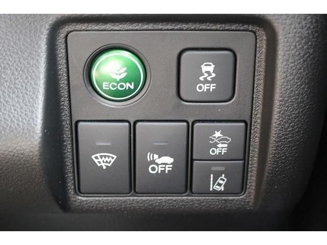Honda VEZEL 2018-07 6900-5