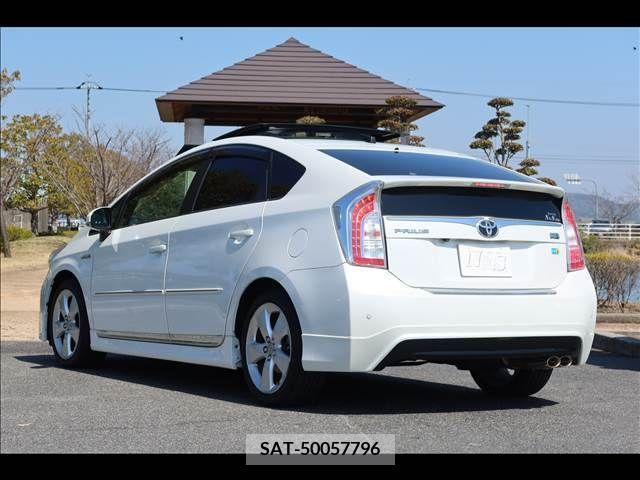 Toyota PRIUS 2012-02 252517-4