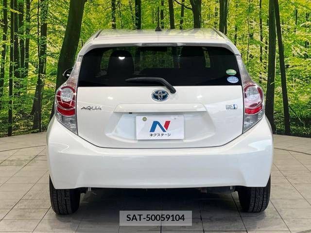 Toyota AQUA 2014-02 356132-15