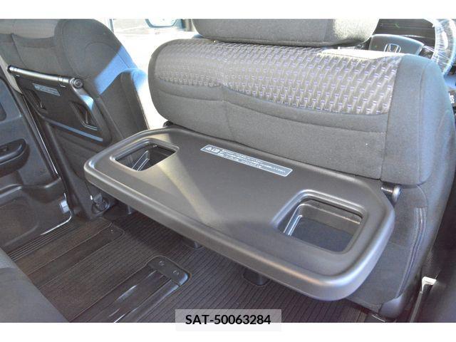 Honda STEP WGN 2015-06 207380-18