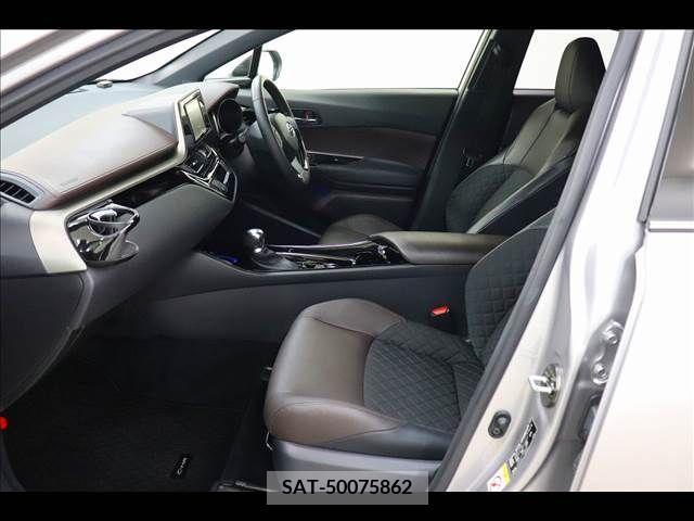 Toyota C-HR 2019-09 396053-11