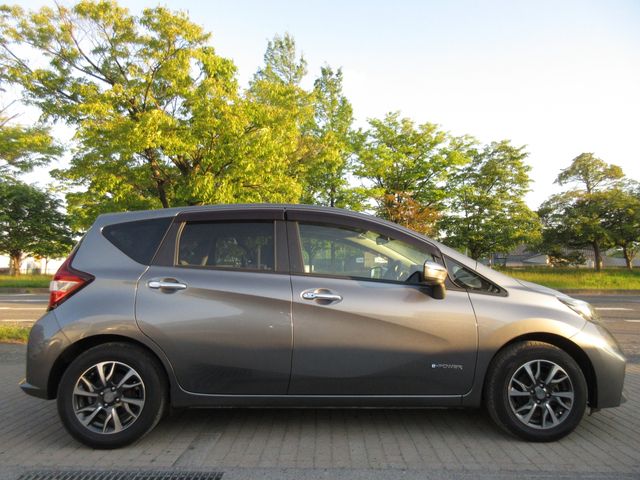 Nissan NOTE 2018-01 20145-2
