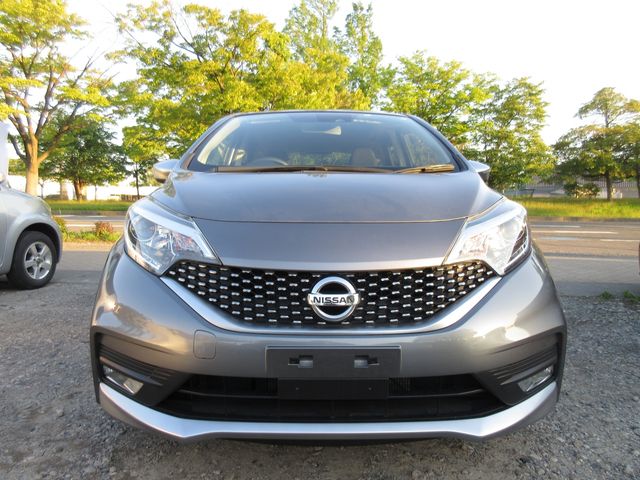 Nissan NOTE 2018-01 20145-1