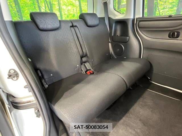Honda N BOX CUSTOM 2015-11 306596-9