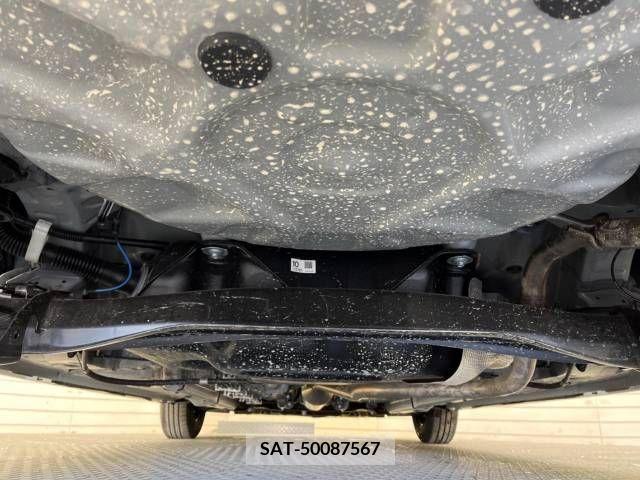 Toyota YARIS 2023-06 334725-19