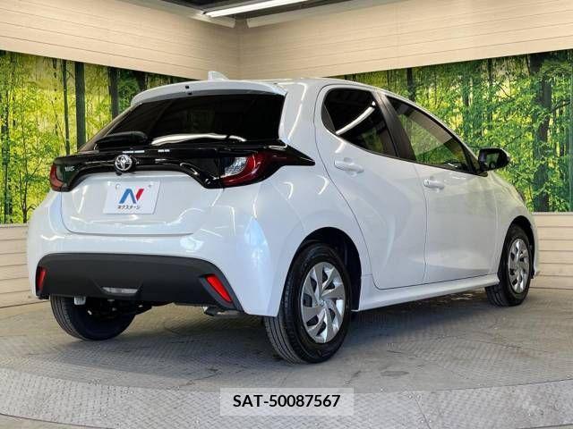 Toyota YARIS 2023-06 334725-17