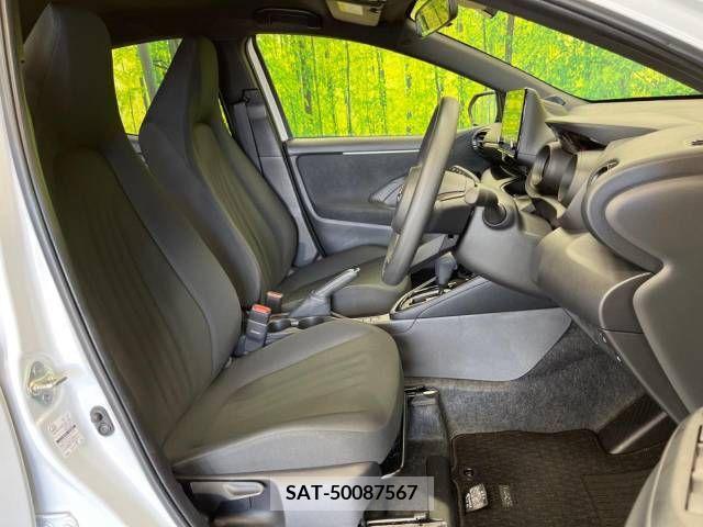 Toyota YARIS 2023-06 334725-8