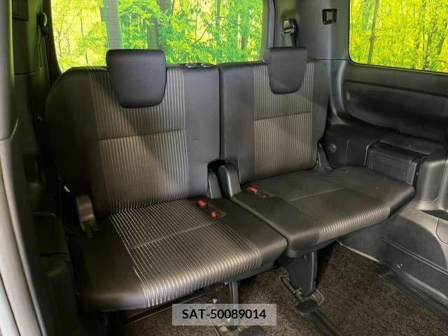 Toyota VOXY 2019-05 289101-10