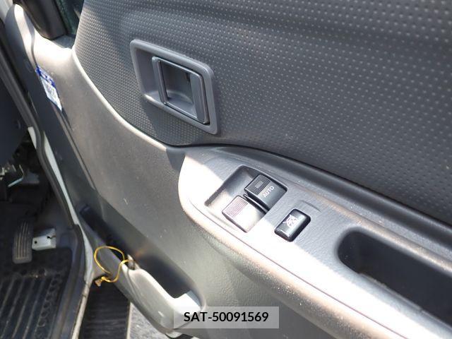 Mazda BONGO VAN 2015-11 378586-15