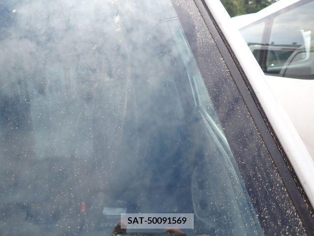 Mazda BONGO VAN 2015-11 378586-23