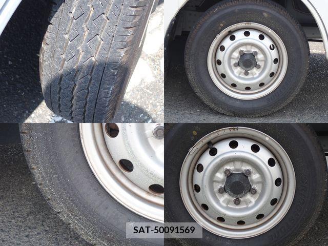 Mazda BONGO VAN 2015-11 378586-22
