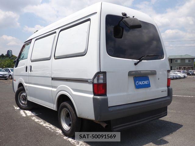 Mazda BONGO VAN 2015-11 378586-2