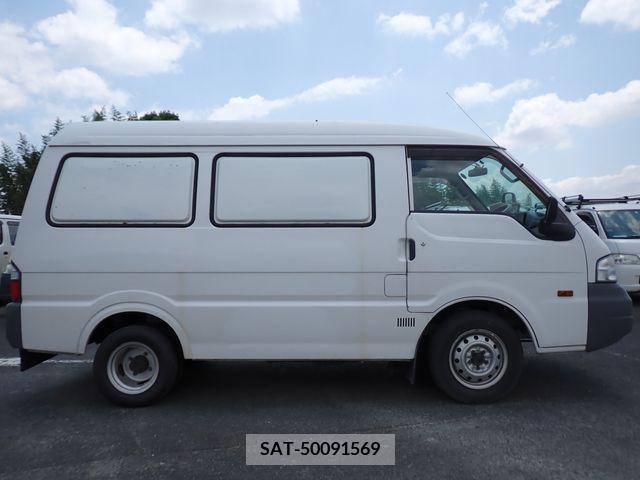 Mazda BONGO VAN 2015-11 378586-4