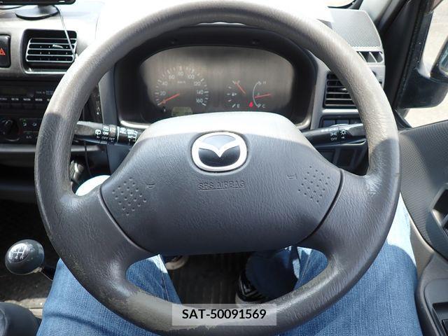 Mazda BONGO VAN 2015-11 378586-7