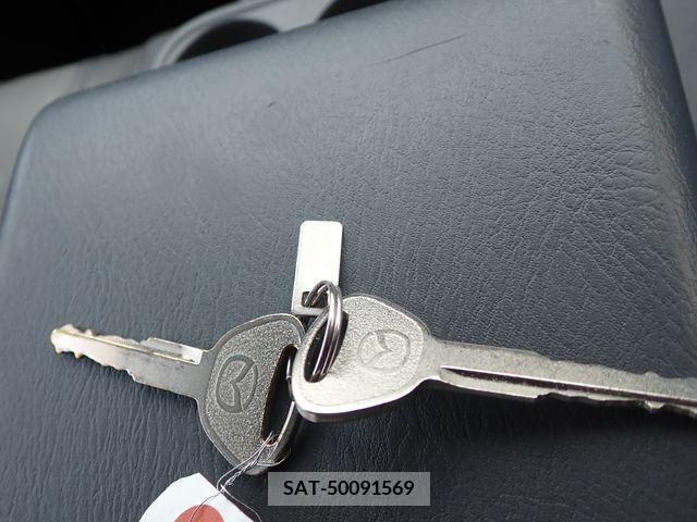 Mazda BONGO VAN 2015-11 378586-27