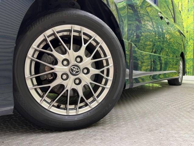 Toyota VOXY HYBRID 2018-08 183547-13