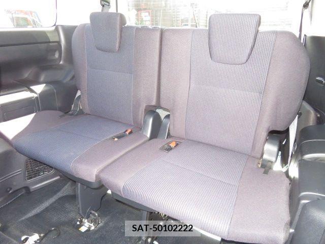 Toyota NOAH 2019-05 321717-10