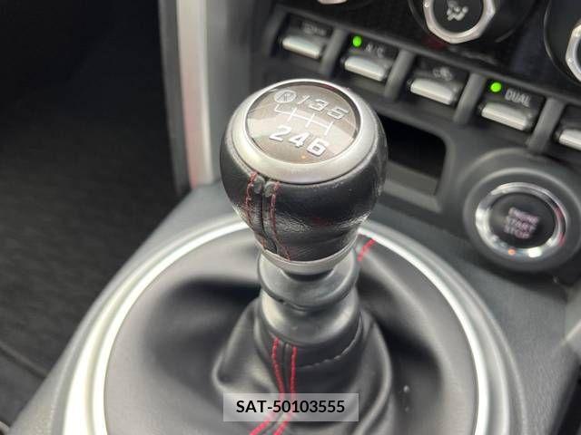 Toyota 86 2017-04 258555-2