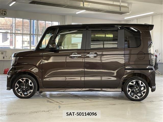 Honda N BOX CUSTOM 2018-05 236403-7