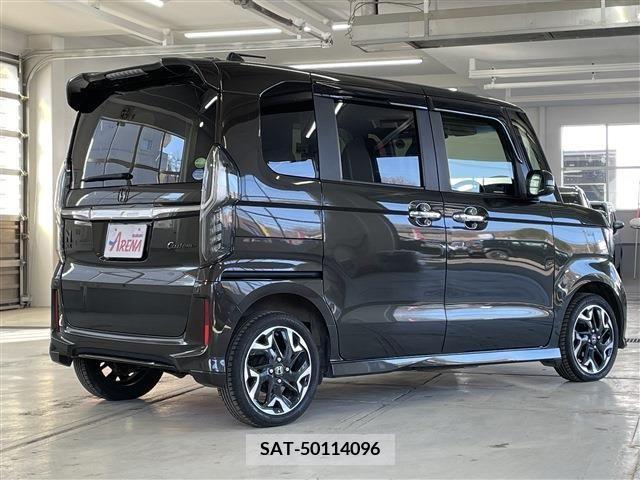 Honda N BOX CUSTOM 2018-05 236403-4