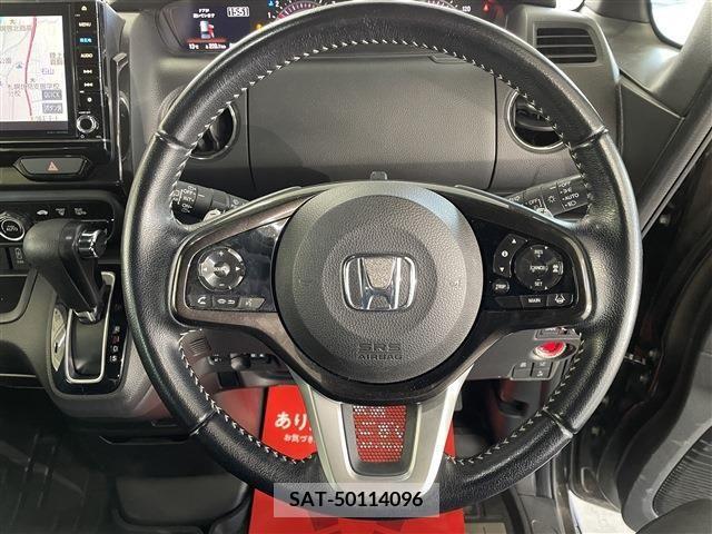Honda N BOX CUSTOM 2018-05 236403-18