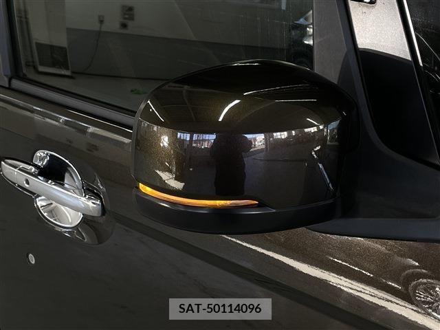 Honda N BOX CUSTOM 2018-05 236403-14