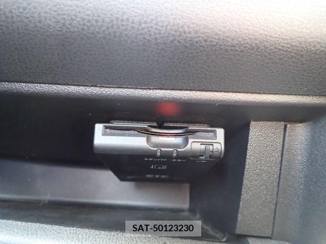 Nissan MARCH 2019-02 209632-10