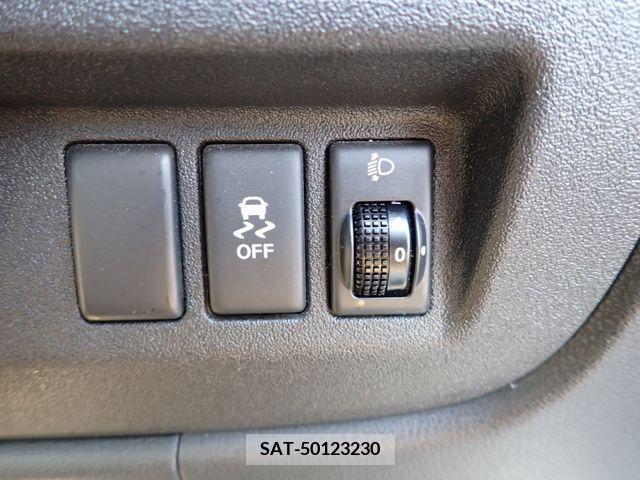 Nissan MARCH 2019-02 209632-12