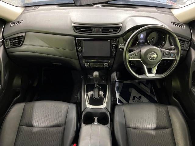 Nissan X-TRAIL 2018-08 182046-1