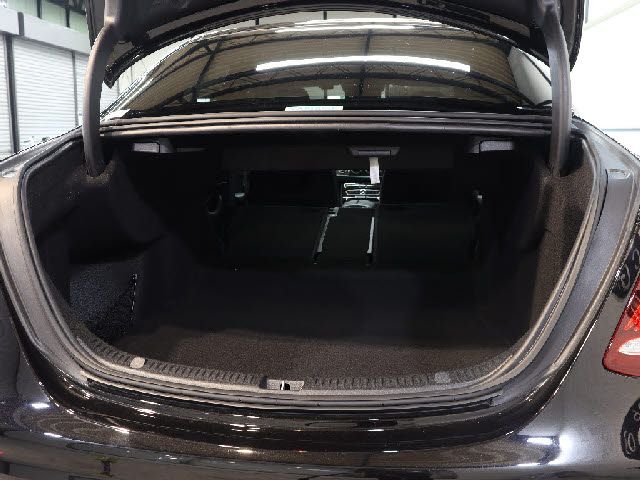 Amg E-CLASS 2018-06 22433-6