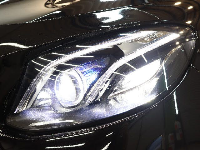Amg E-CLASS 2018-06 22433-19