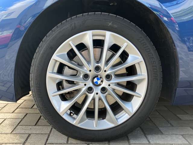 Bmw 1 SERIES 2022-08 14468-11