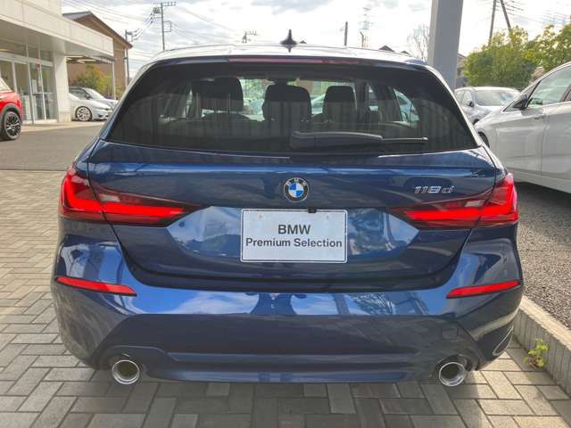 Bmw 1 SERIES 2022-08 14468-4