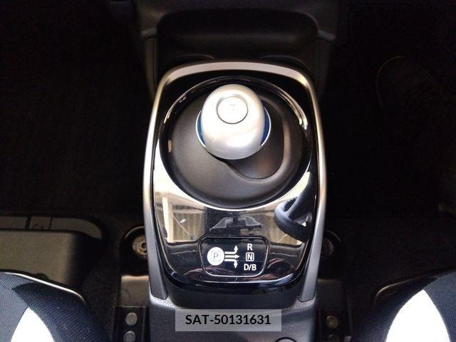 Nissan NOTE 2019-08 365422-14