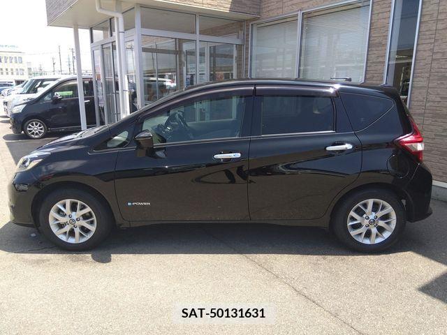 Nissan NOTE 2019-08 365422-3