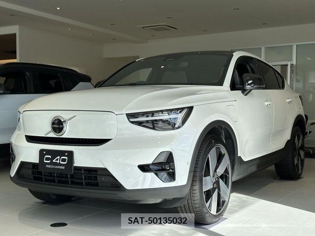 Volvo C40 2023-09 324817-0