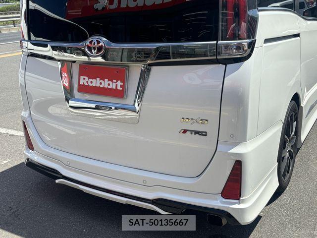 Toyota NOAH 2019-07 321640-14
